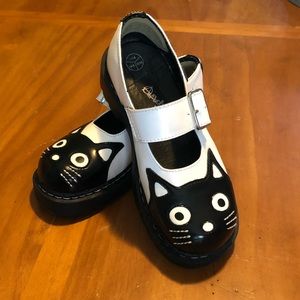T.U.K. Kitty Cat Mary Janes Women’s size 8